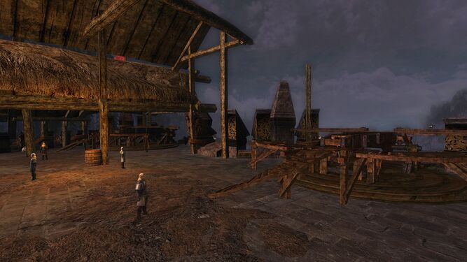 The large ballistas above the gatehouse