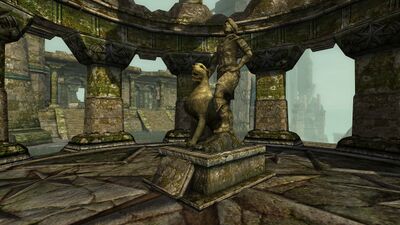 Statue of Luilloth and Astoryn.