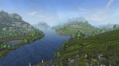 The Hathollant lake has two side arms, or "bays" that stick into the land on each side.