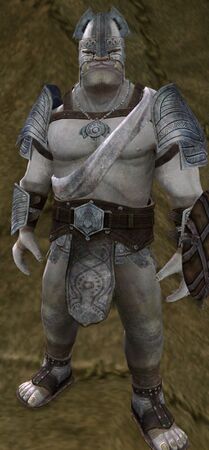 Pale Umbari Battle-blade Appearance