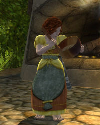 Meet Cookingwithsim of Evernight - the hobbit who leveled to 130 from 8  months of just cooking pies! : r/lotro